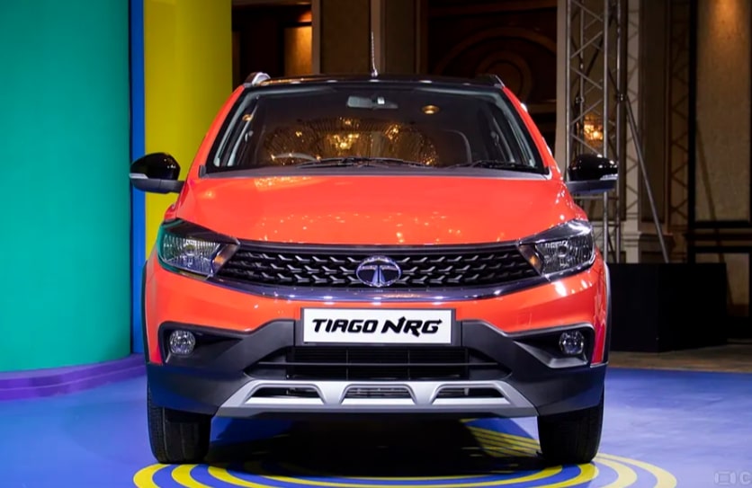 TATA Tiago NRG 2025